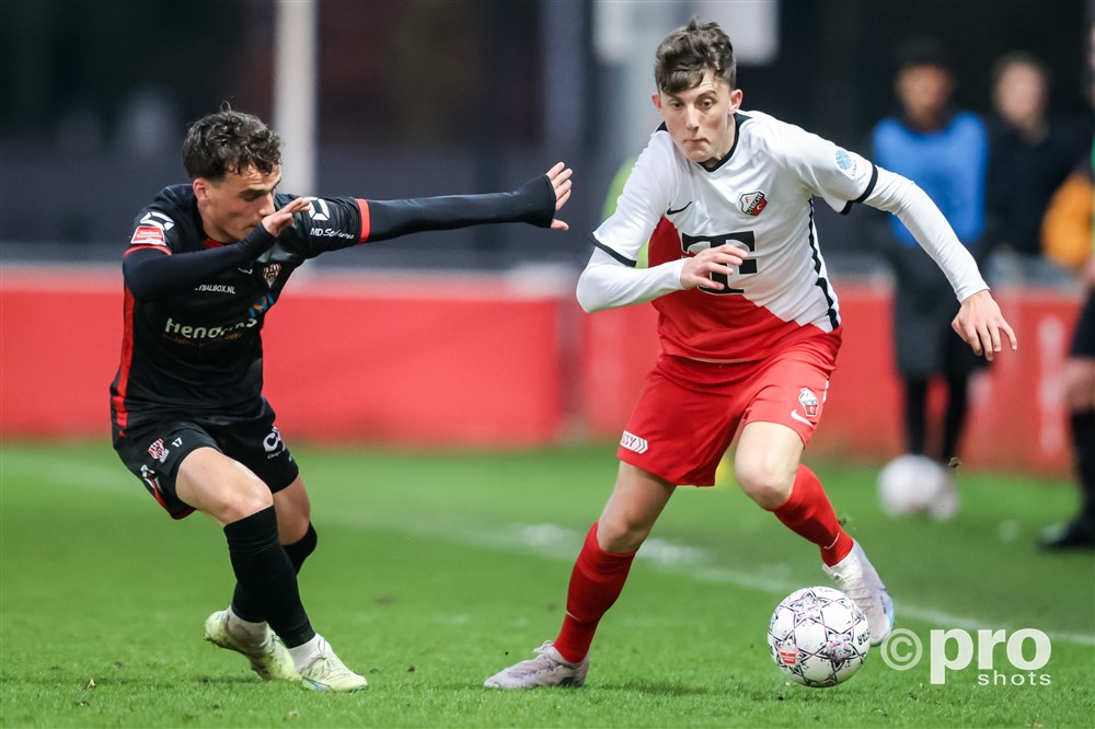 Jong FC Utrecht aan de bak tegen Jong Ajax