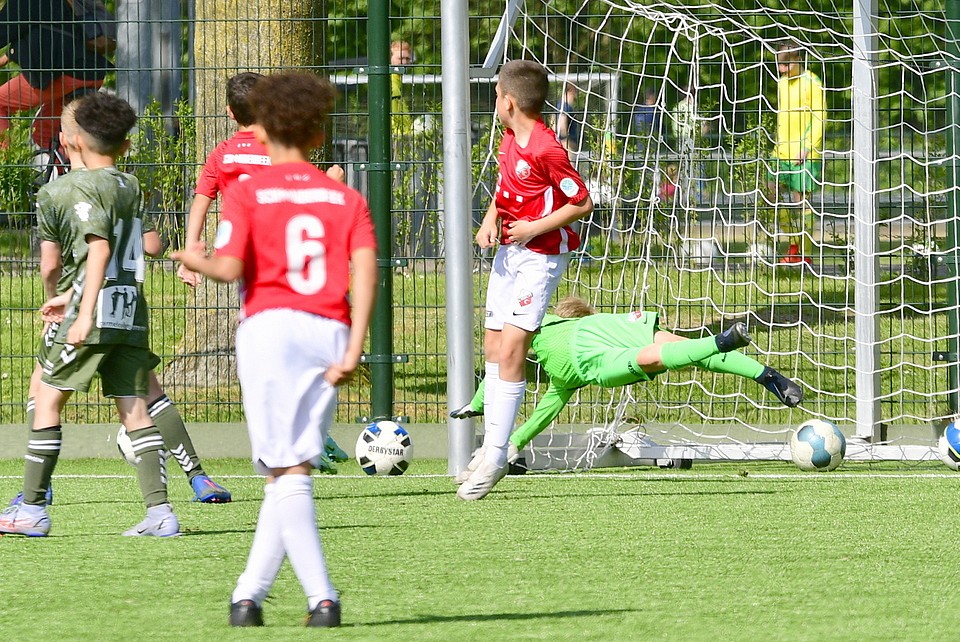 20220514 FCUO11 EMMO11 013