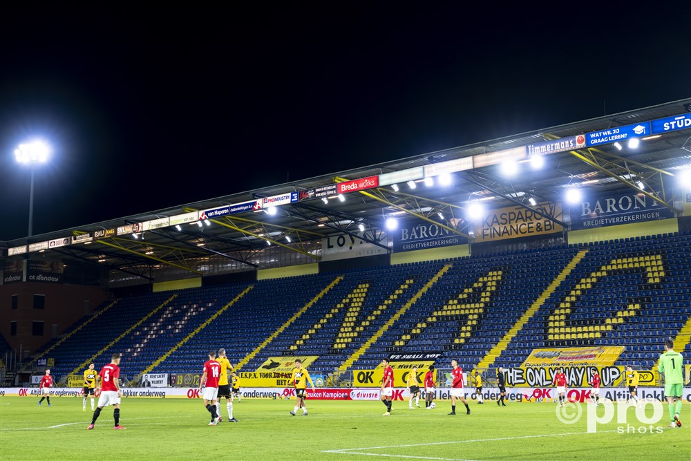 Copyright Proshots 14400327