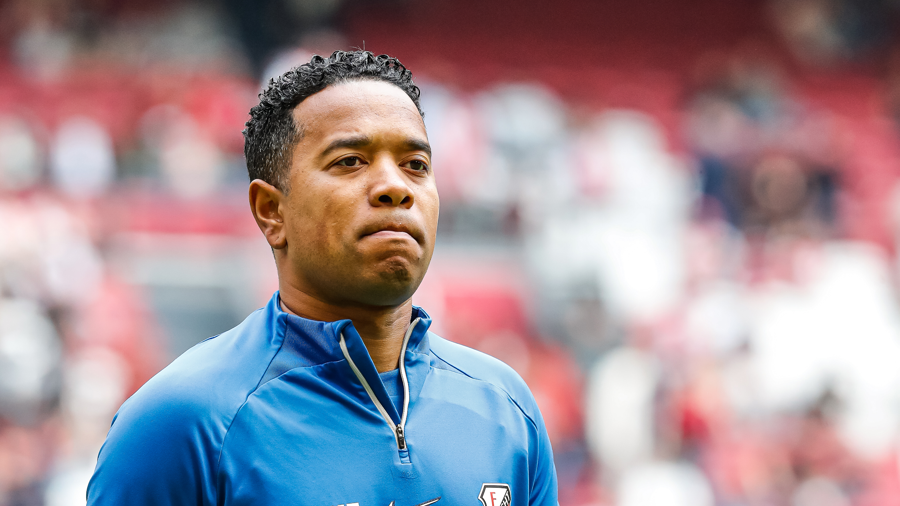 Individueel trainer Urby Emanuelson maakt overstap naar Jong Ajax