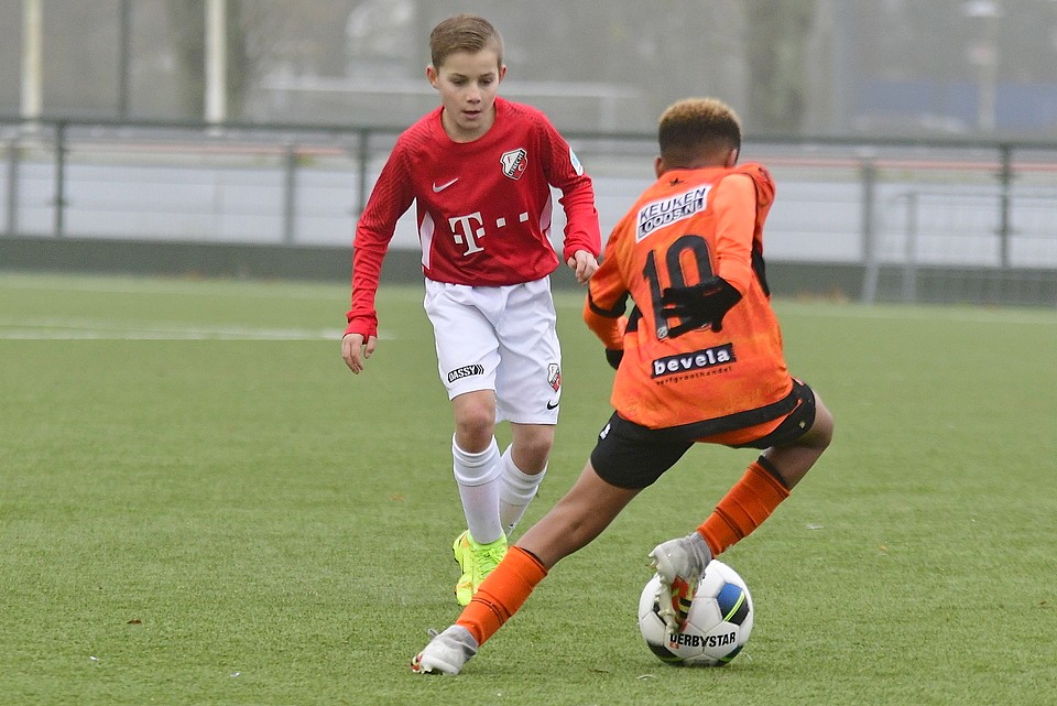 20211204 FCUO12 VOLO12 011