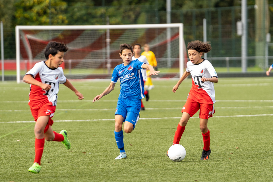 F.C. Utrecht JO13 Vs Vv AZ JO13 4