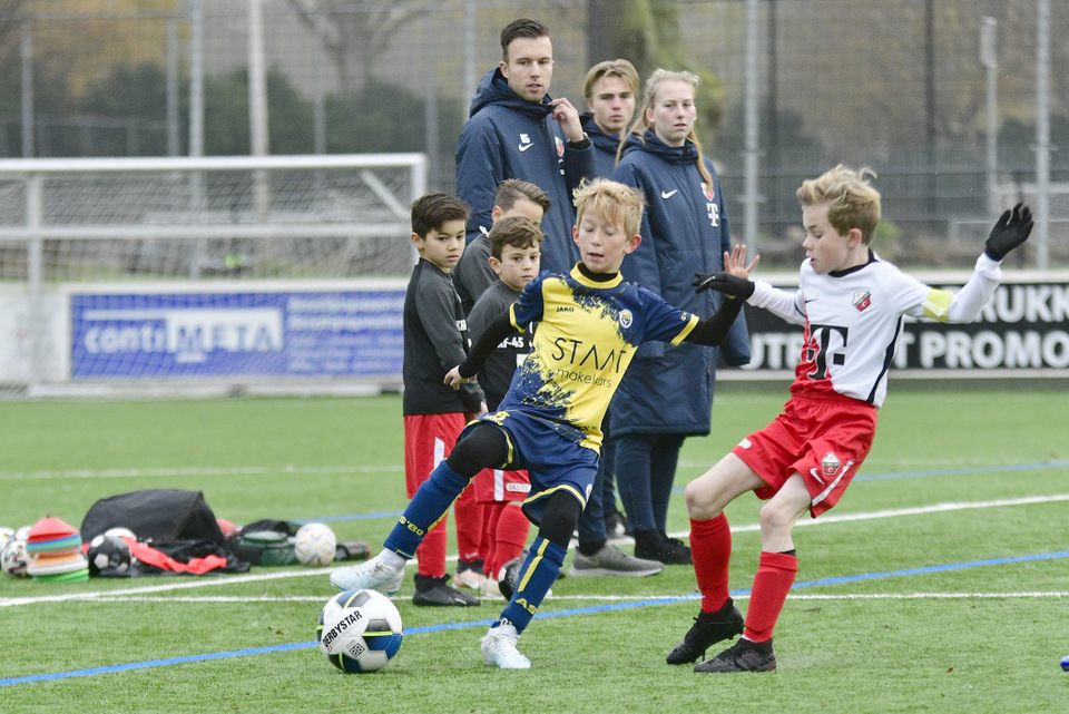 20221126 FCUO10 AS80O10 027