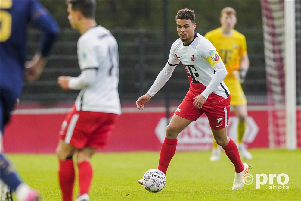 Copyright Proshots 20680811