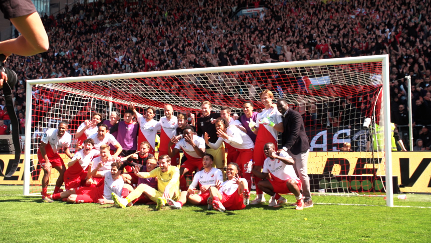 FC&nbsp;Utrecht - Ajax | TUSSEN DE LINIES