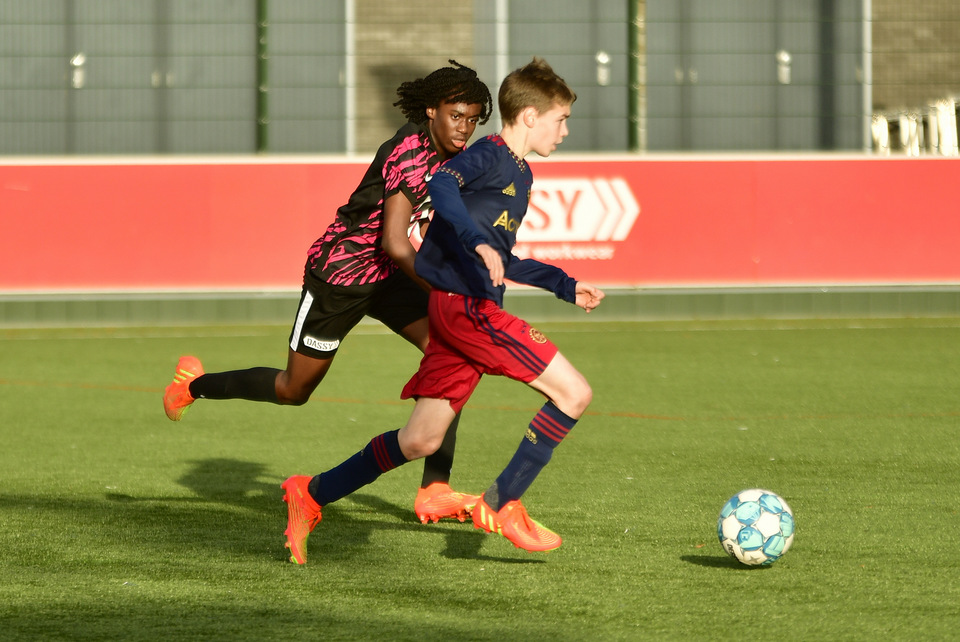 20221126 FCUO15 AJAXO15 017