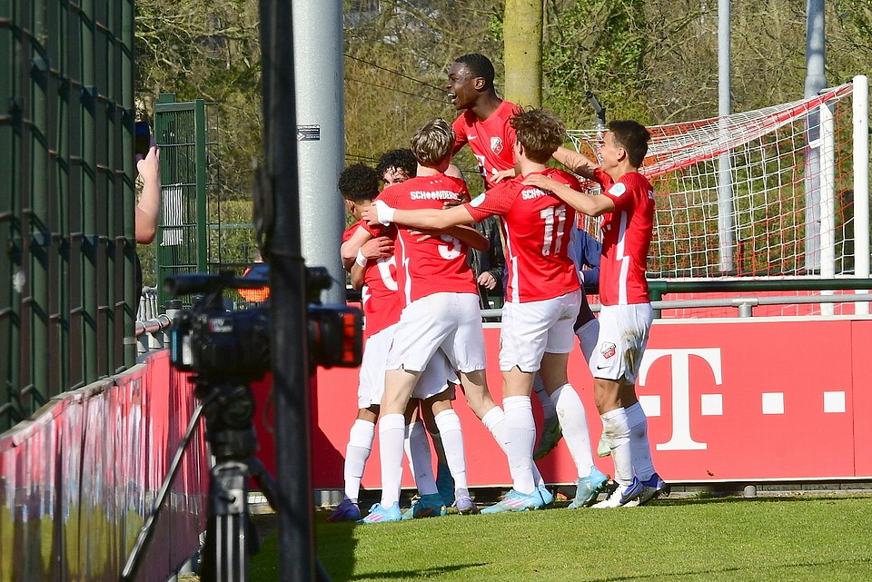 20220326 FCUO16 AJXO16 019