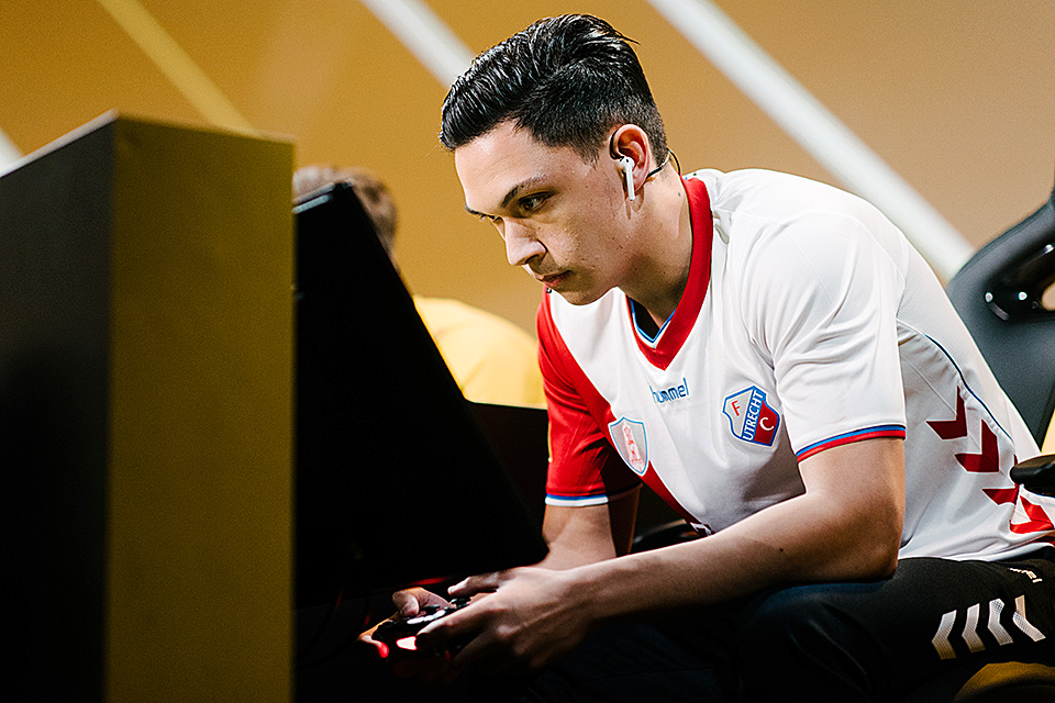 eSporter Danny Hazebroek verlaat FC Utrecht