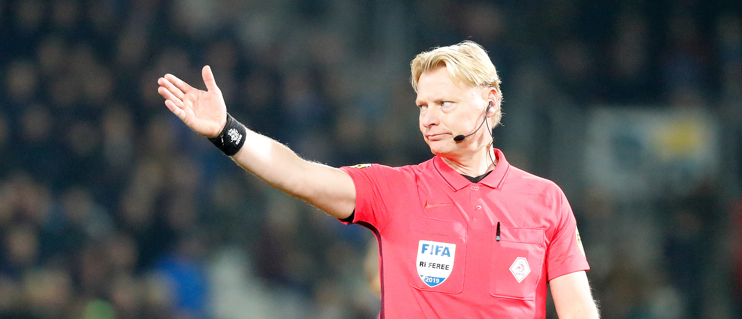 Kevin Blom leidsman bij FC Utrecht – FC Twente