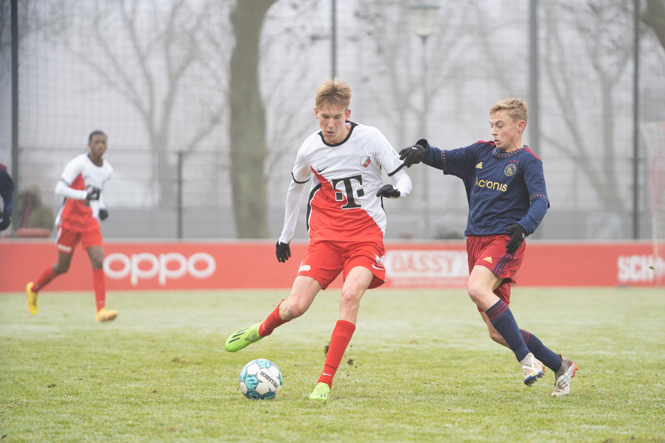 20221210 F.C. Utrecht O17 Vs Ajax O17 CMS 33