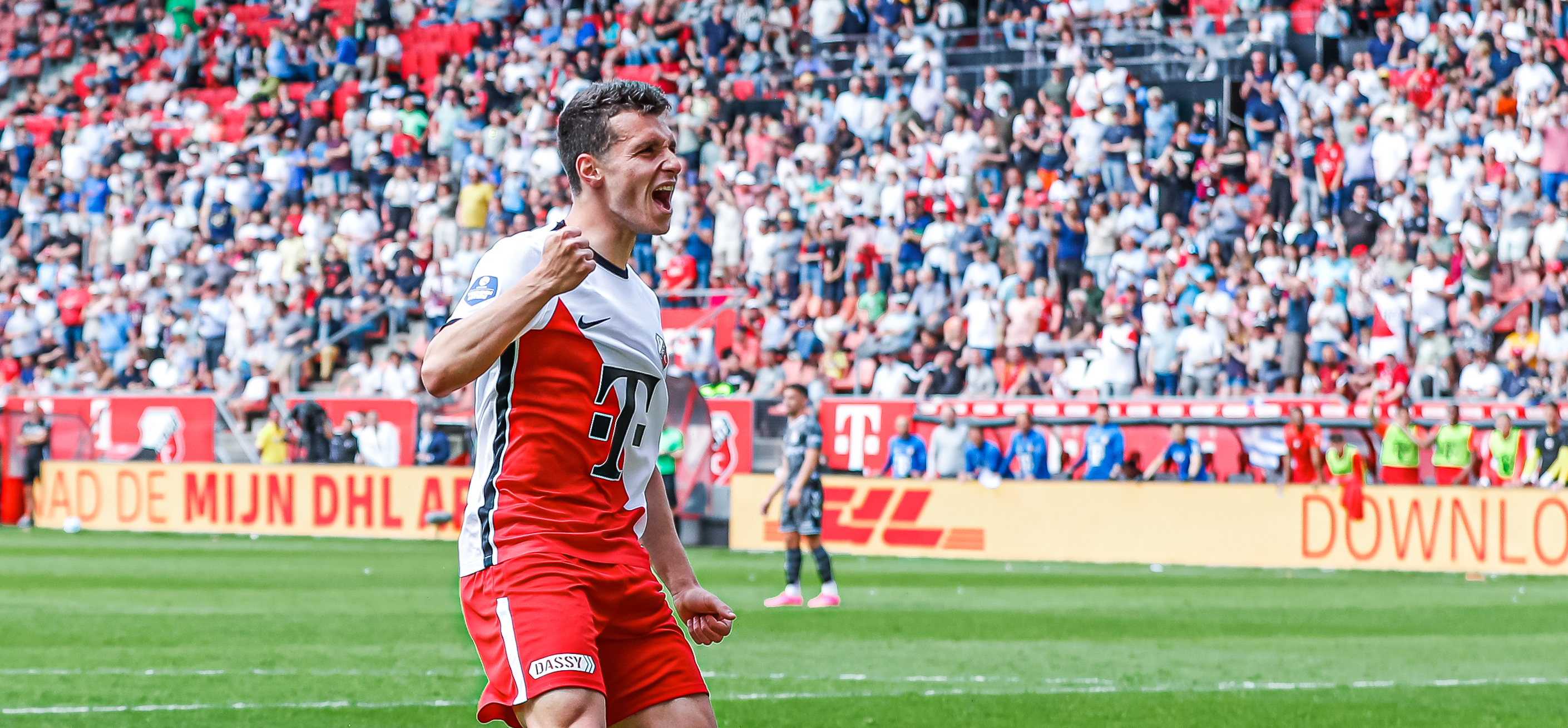 Eredivisietopscorer Tasos Douvikas zorgt voor FC Utrecht-primeur