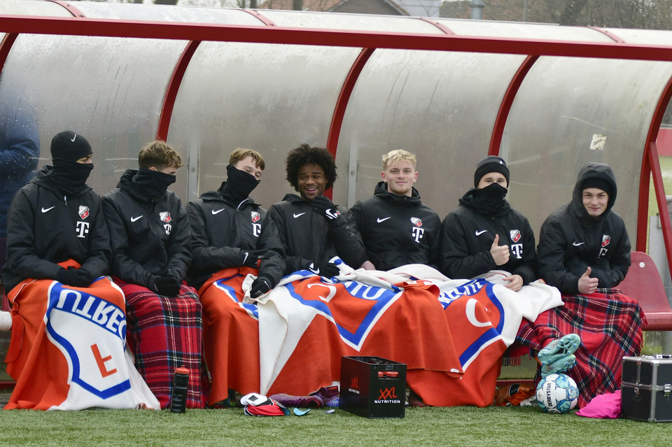 20221217 FCUO18 HEEO18 002