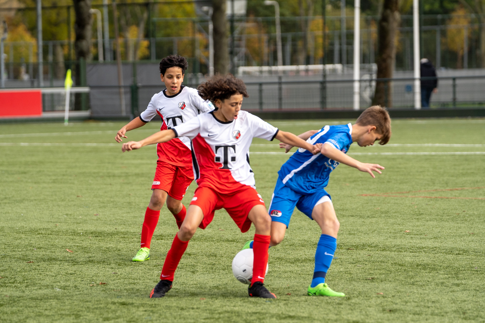 F.C. Utrecht JO13 Vs Vv AZ JO13 3