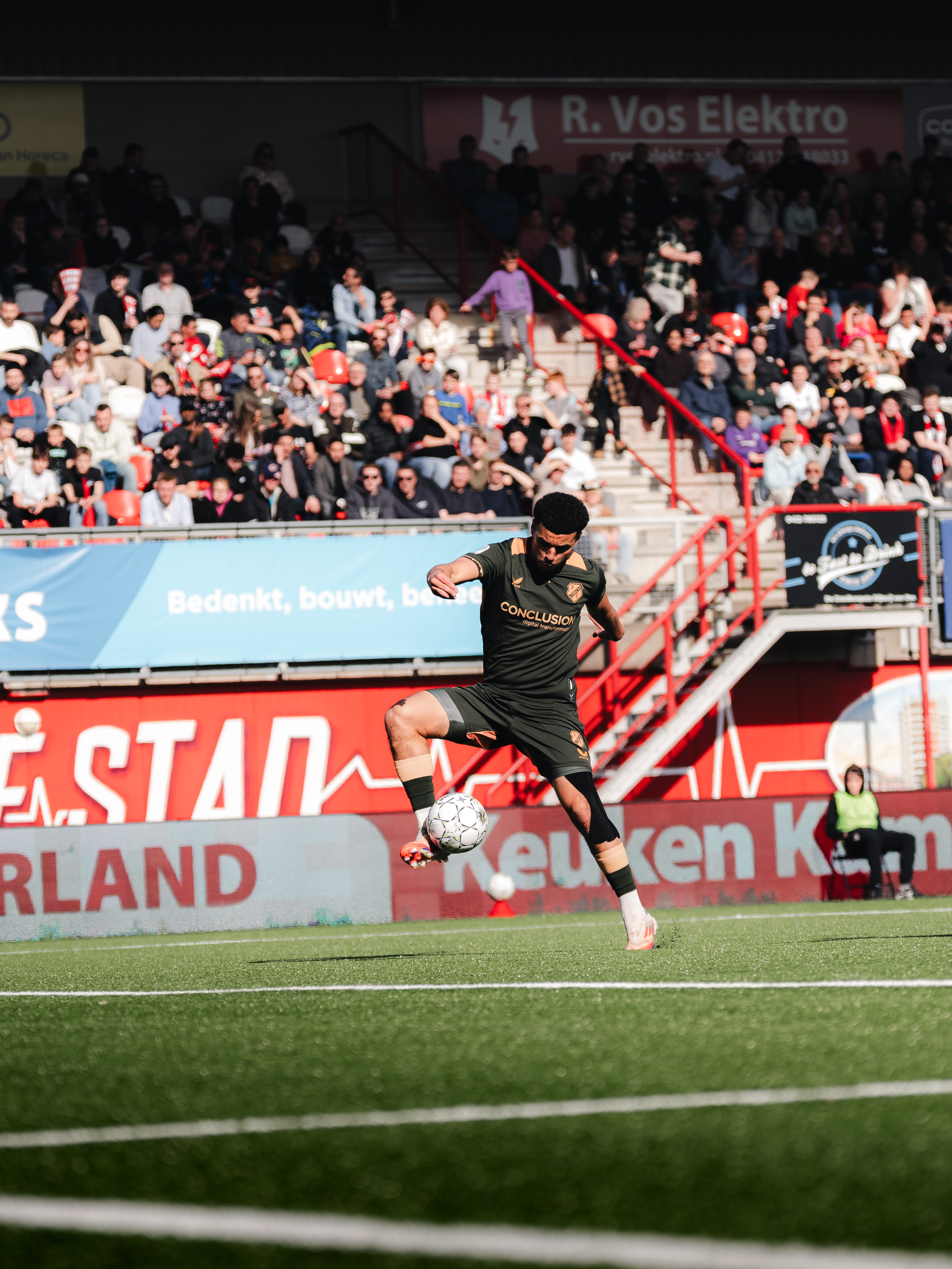 Jong FC Utrecht geeft voorsprong weg in Oss