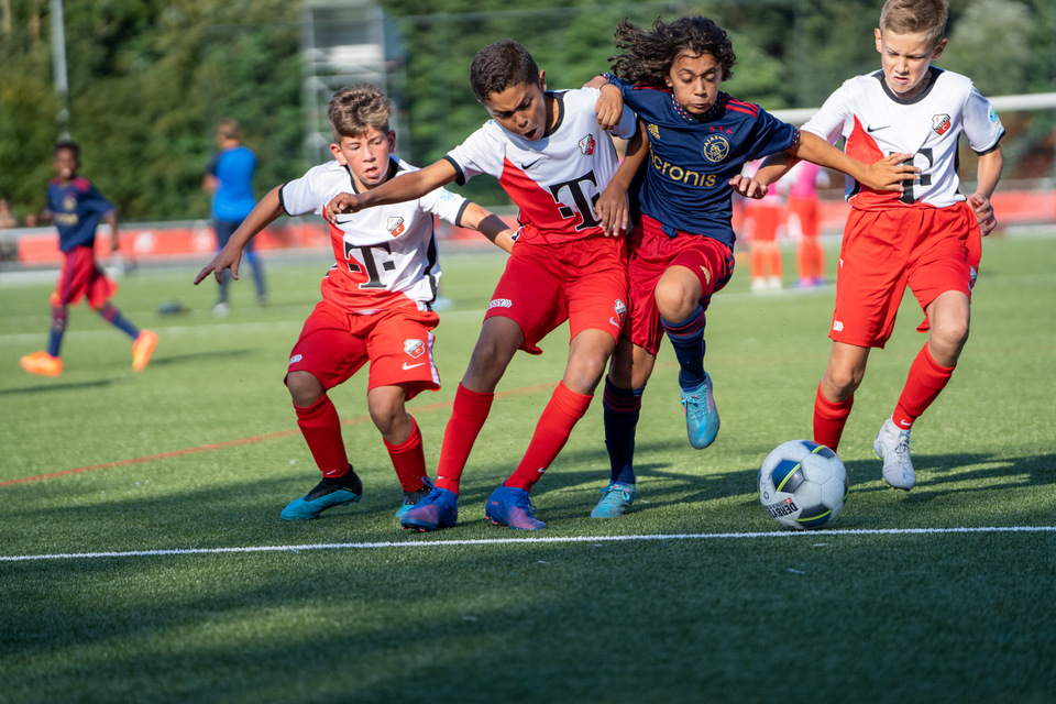 20220903 FCUO12 AJAXO12 006