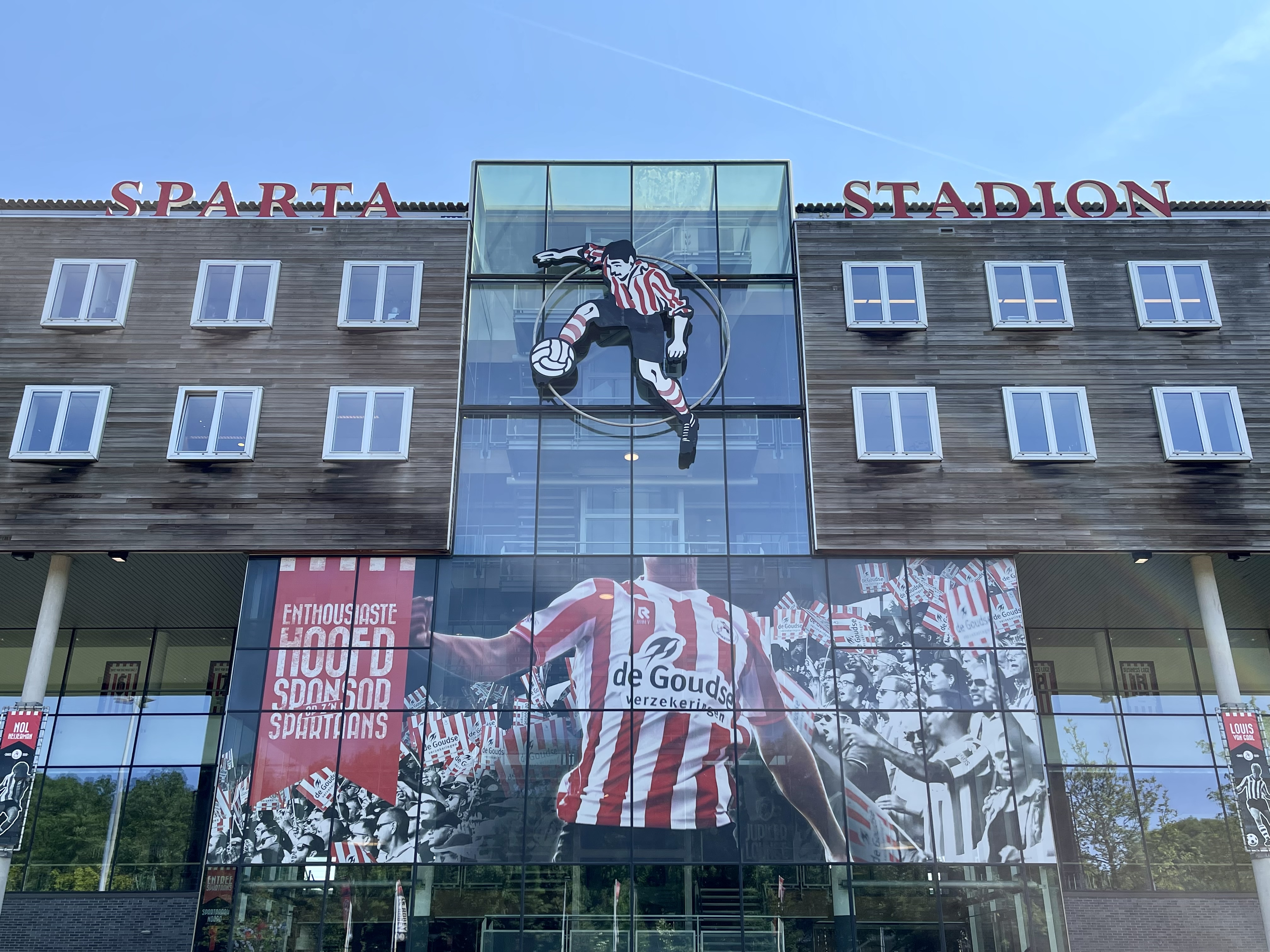 Pre Spautr Stadion01