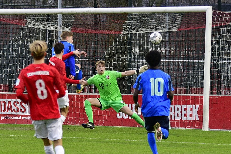 20211120 FCUO18 AJXO18 004