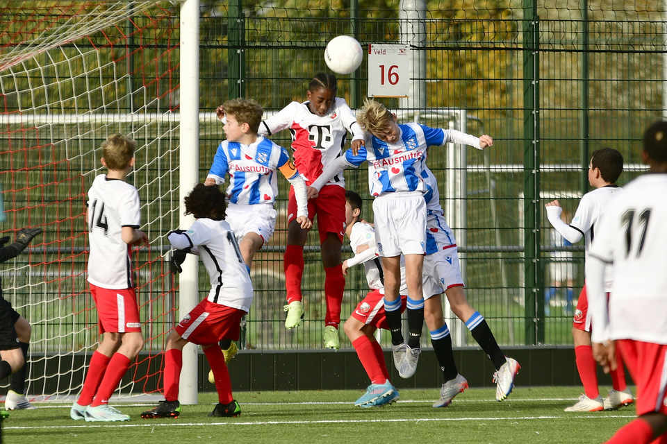 20221126 FCUO13 HEEO13 051