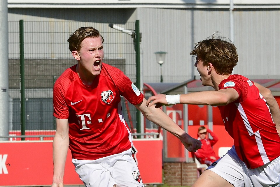 20220326 FCUO16 AJXO16 016