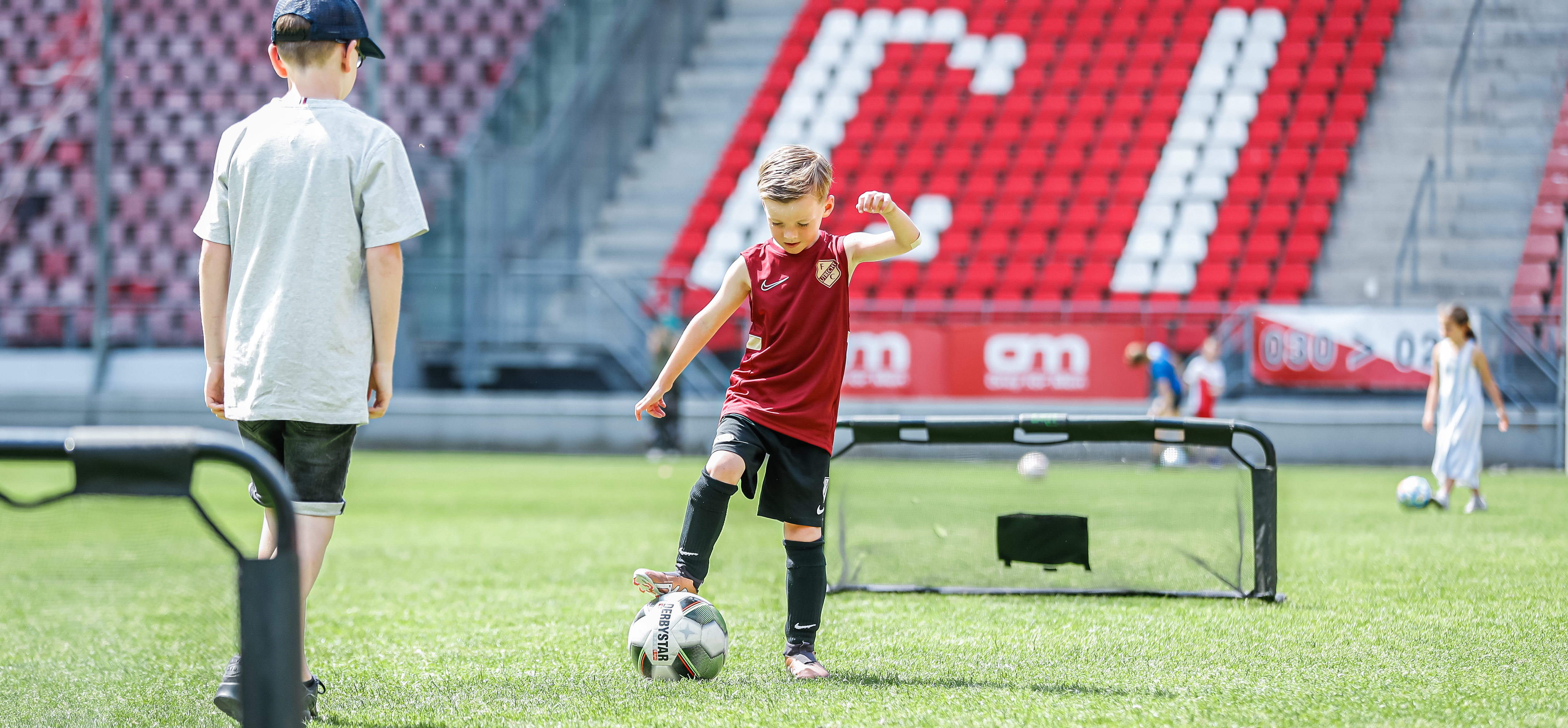 Leden Junior Tigers en Jonge Garde wanen zich echte profs