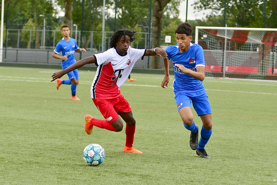 20220910 FCUO15 AZO15 002