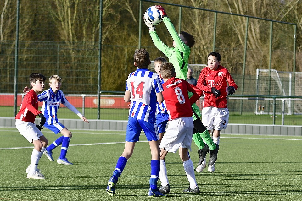 20220205 FCUO12 HEEO12 012