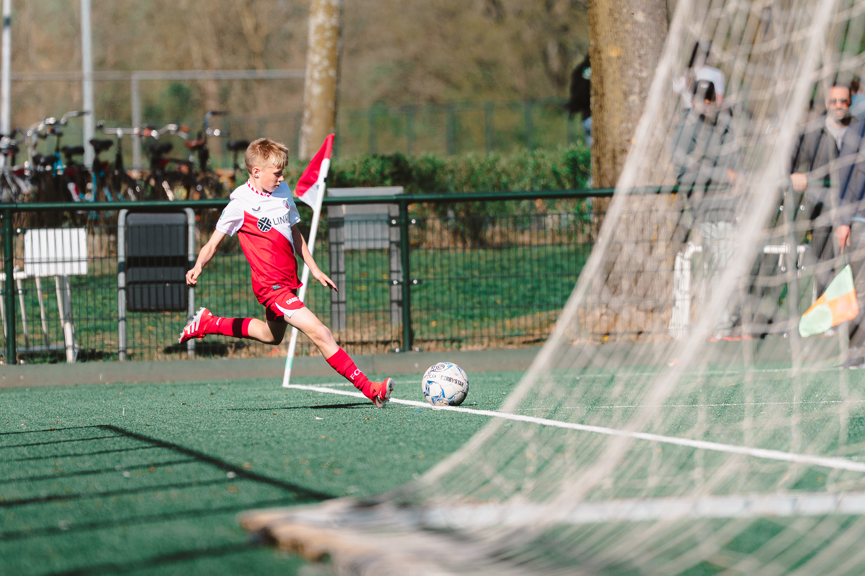 20250412 FC Utrecht O13 2 HBS O13 21