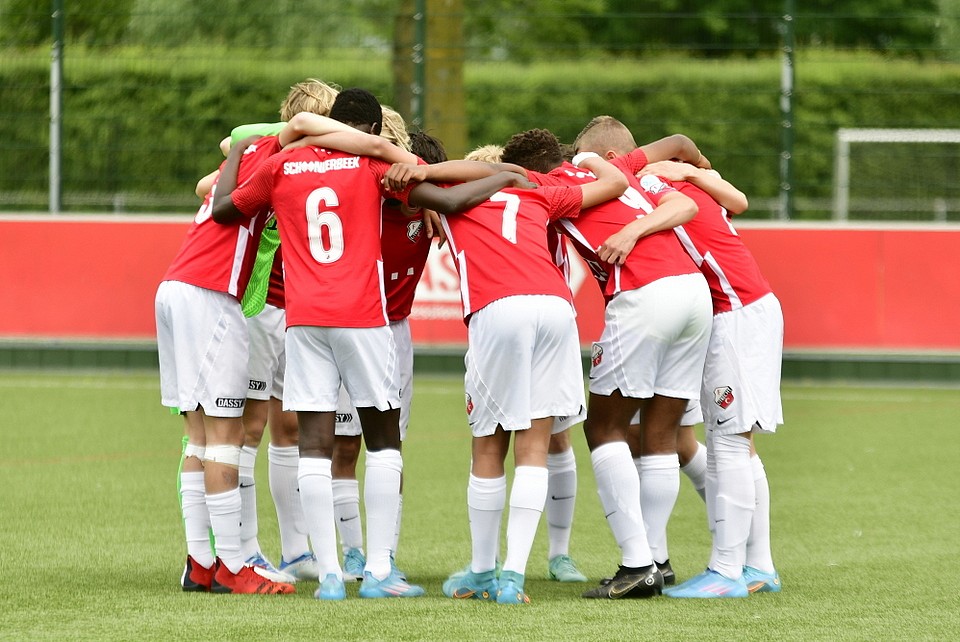 20220521 FCUO15 AZO15 001