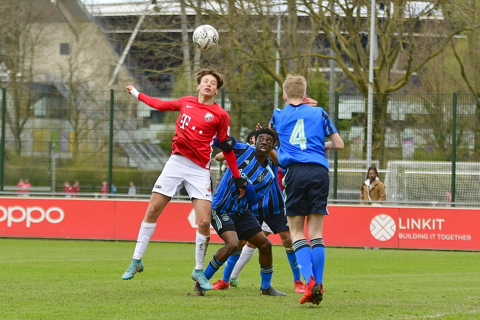 20220402 FCUO17 AJAXO17 021