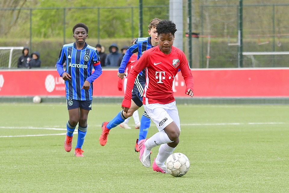 20220402 FCUO14 AJAXO14 014