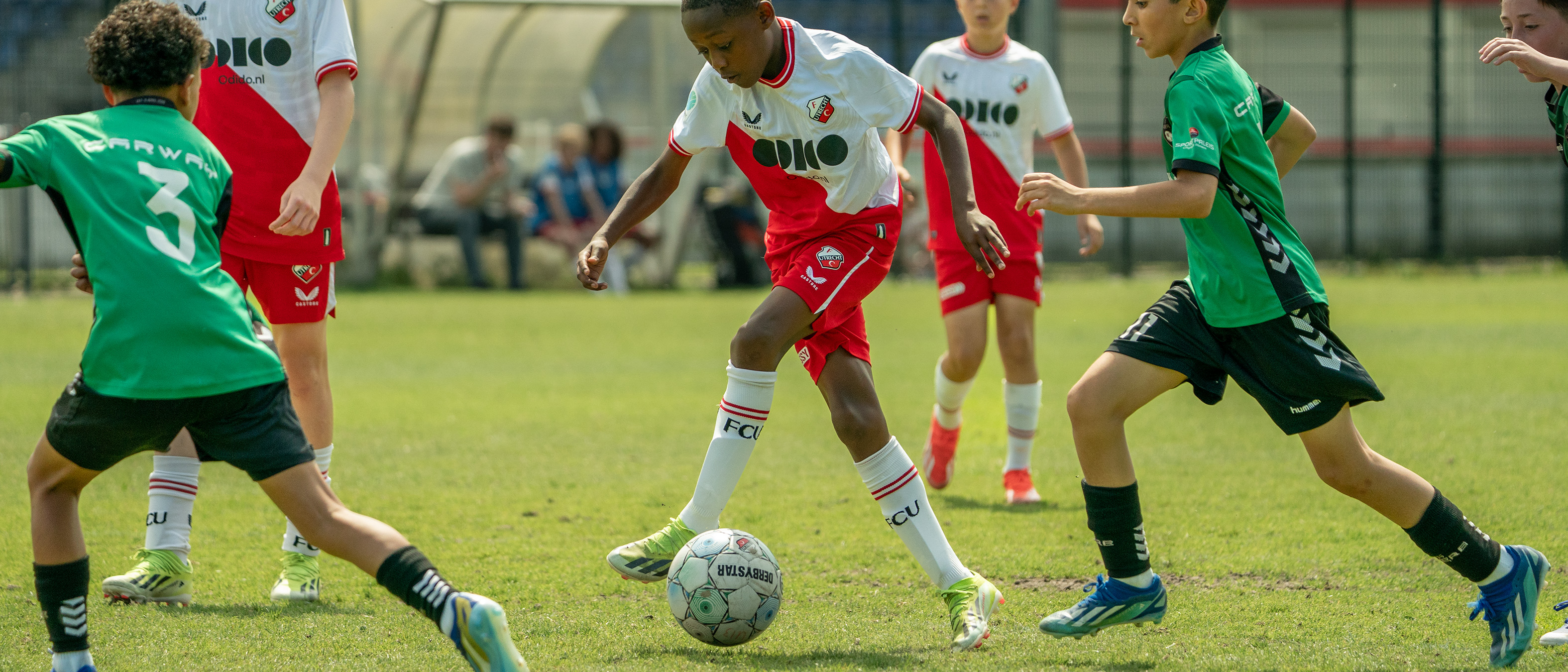 Wedstrijd van de week: FC Utrecht O13-2 behaalt dubbele cijfers