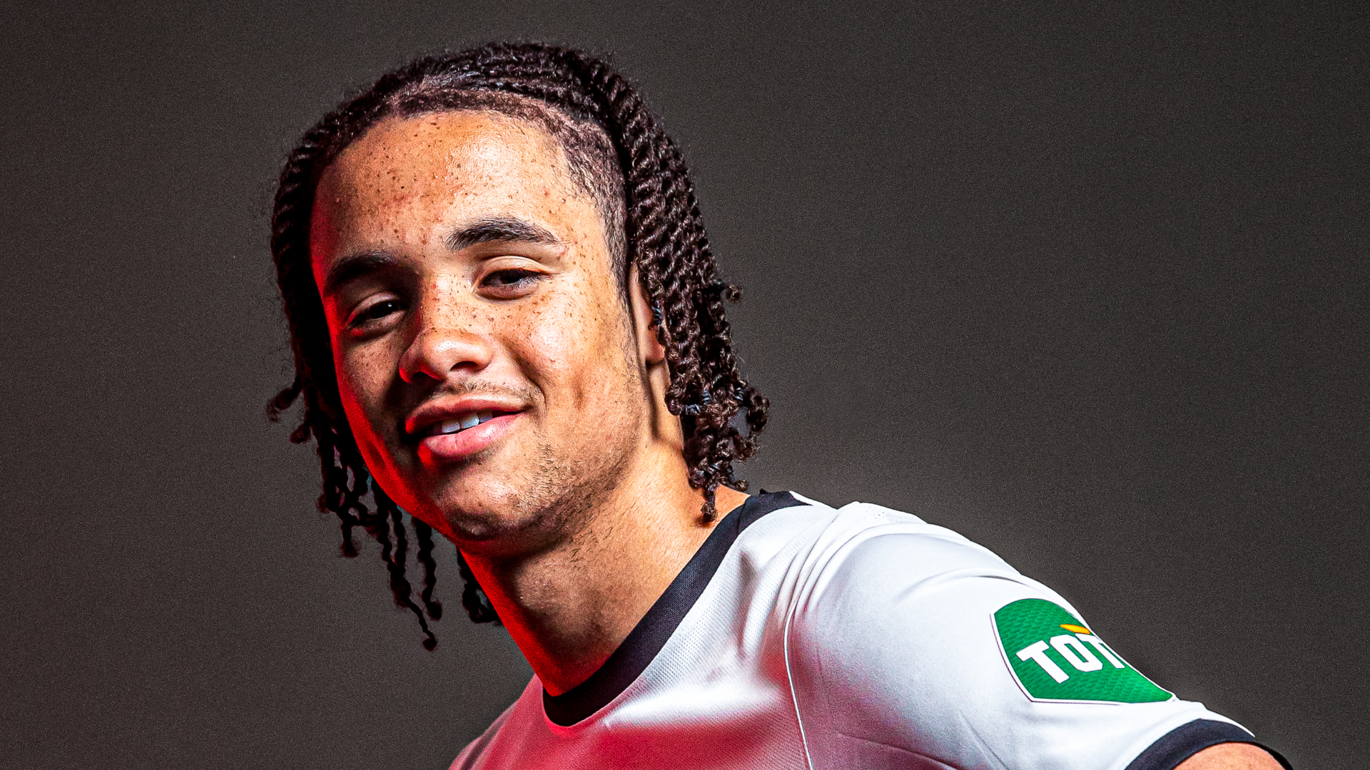 Engels talent Adrian Blake naar FC Utrecht