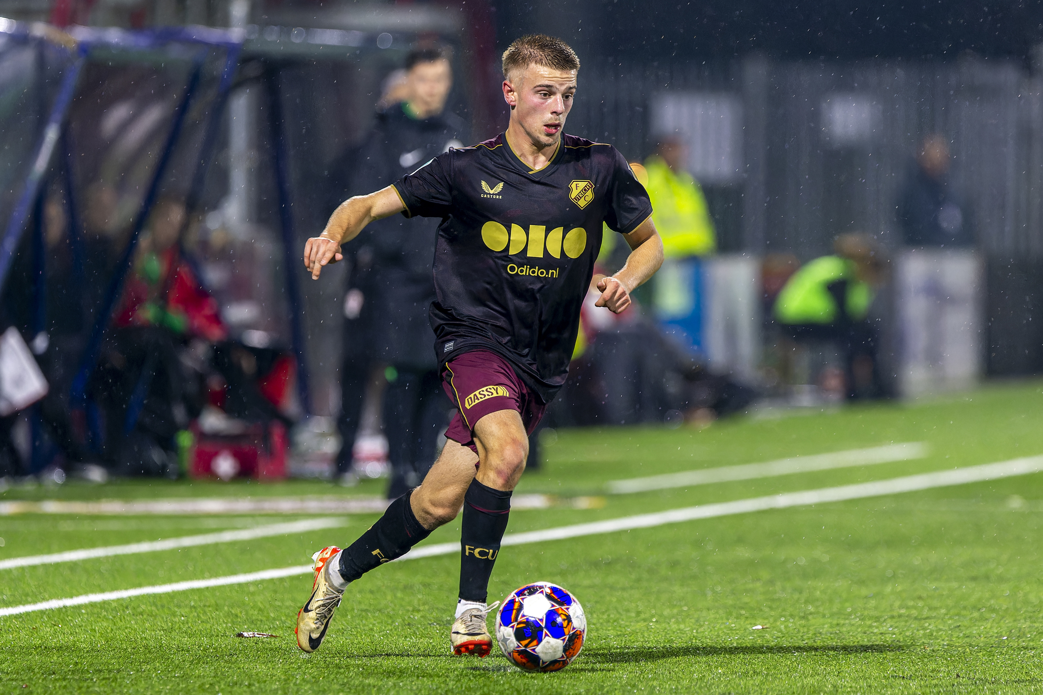 Jong FC Utrecht op bezoek bij Jong Ajax