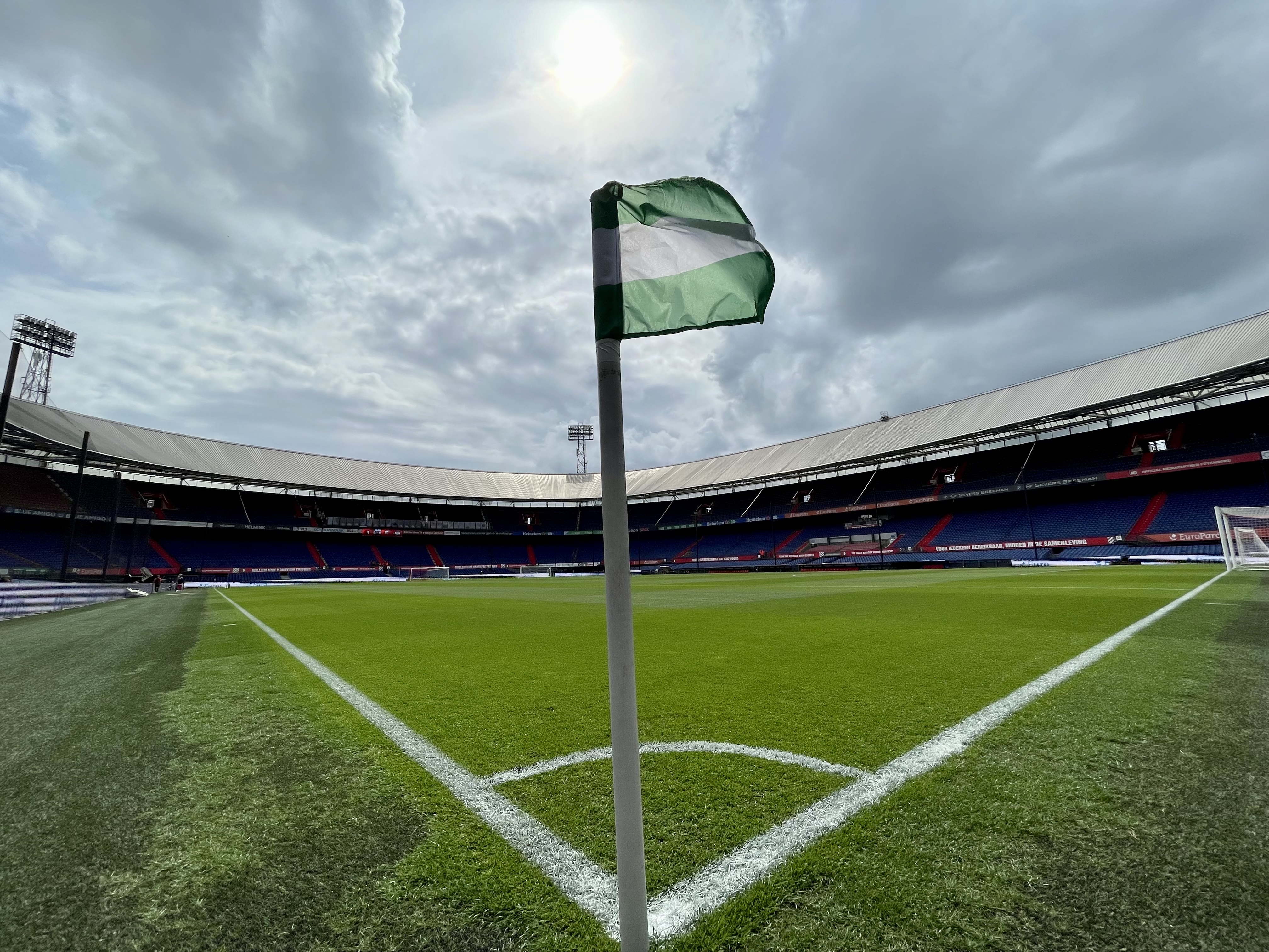 Pre Feyutr Stadion04