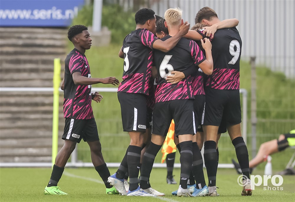 Copyright Proshots 17871481