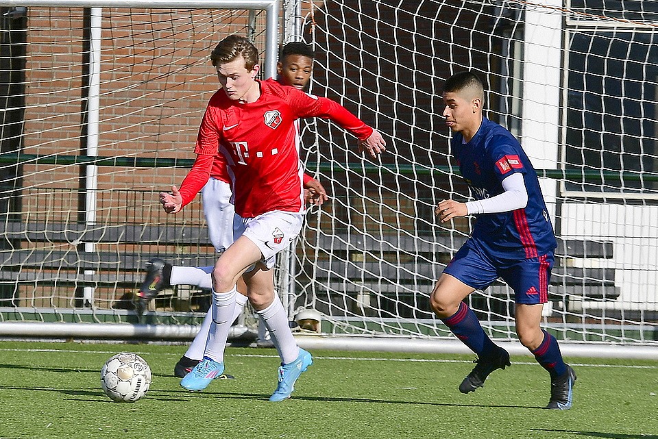 20220212 FCUO16 LEUVO16 010