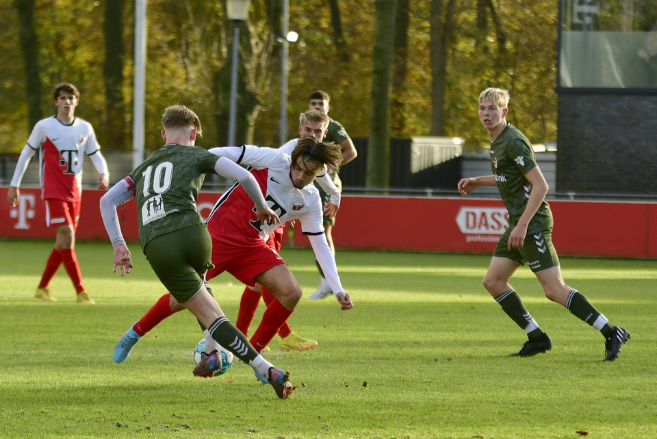 20221126 FCUO18 EMMO18 029