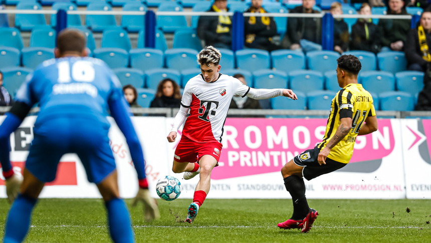 FC Utrecht onderuit in Arnhem
