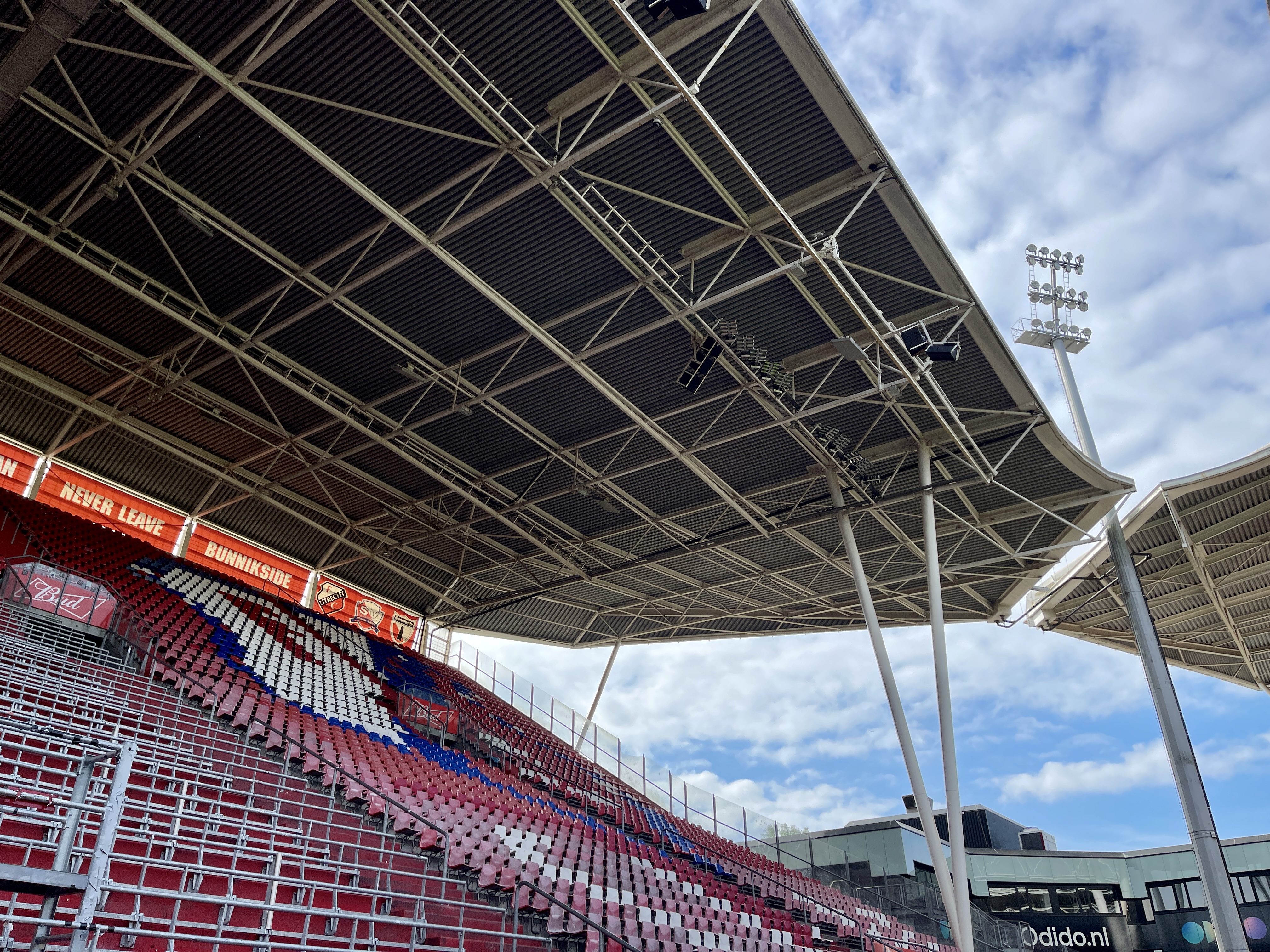 Pre Utrvit Stadion04