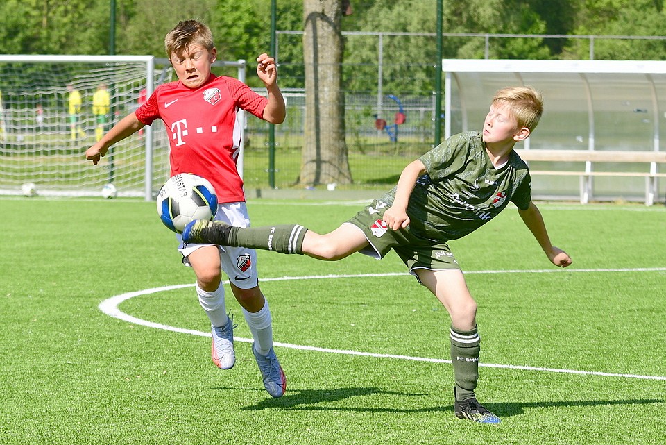 20220514 FCUO11 EMMO11 011