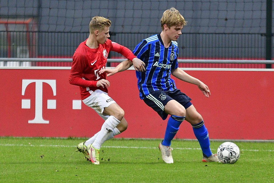 20211120 FCUO18 AJXO18 007