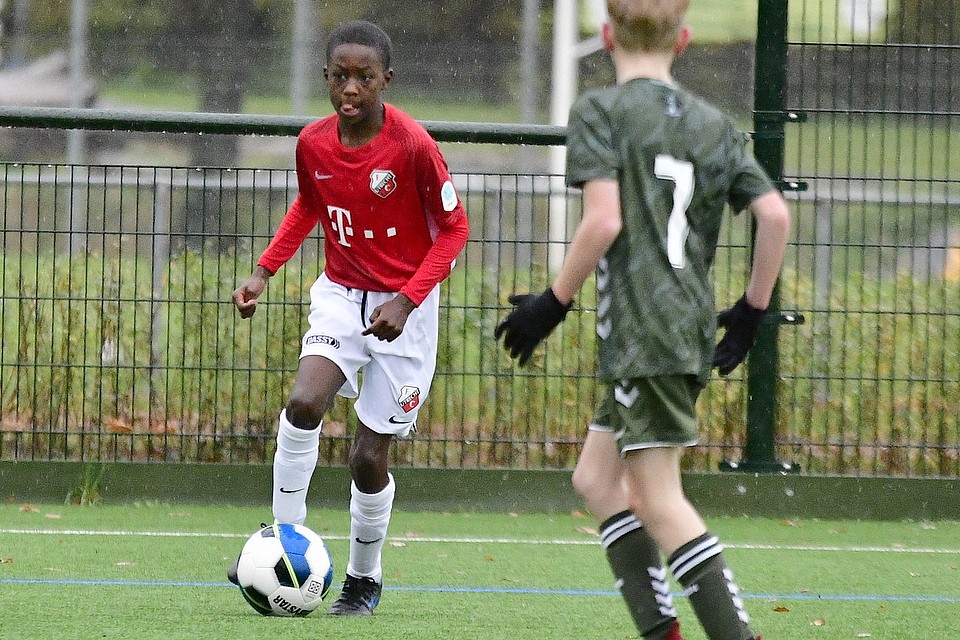 20211127 FCUO10 EMMO10 001