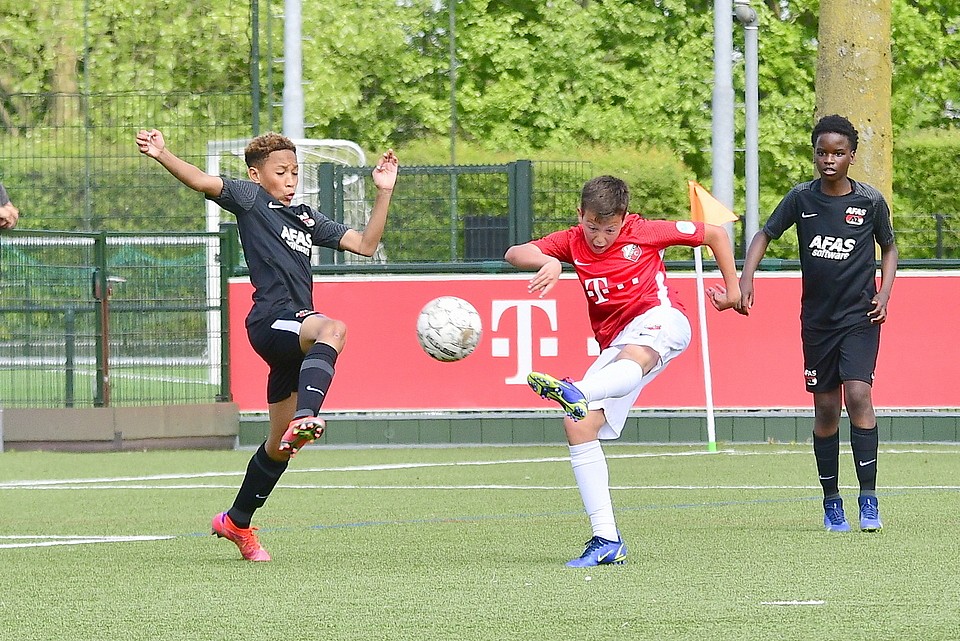 20220506 FCUO13 AZO13 010