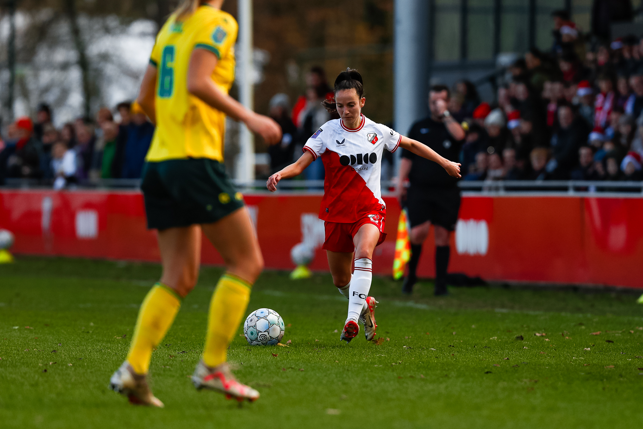 Bekervoetbal in Limburg: FC Utrecht Vrouwen aan de bak in Sittard