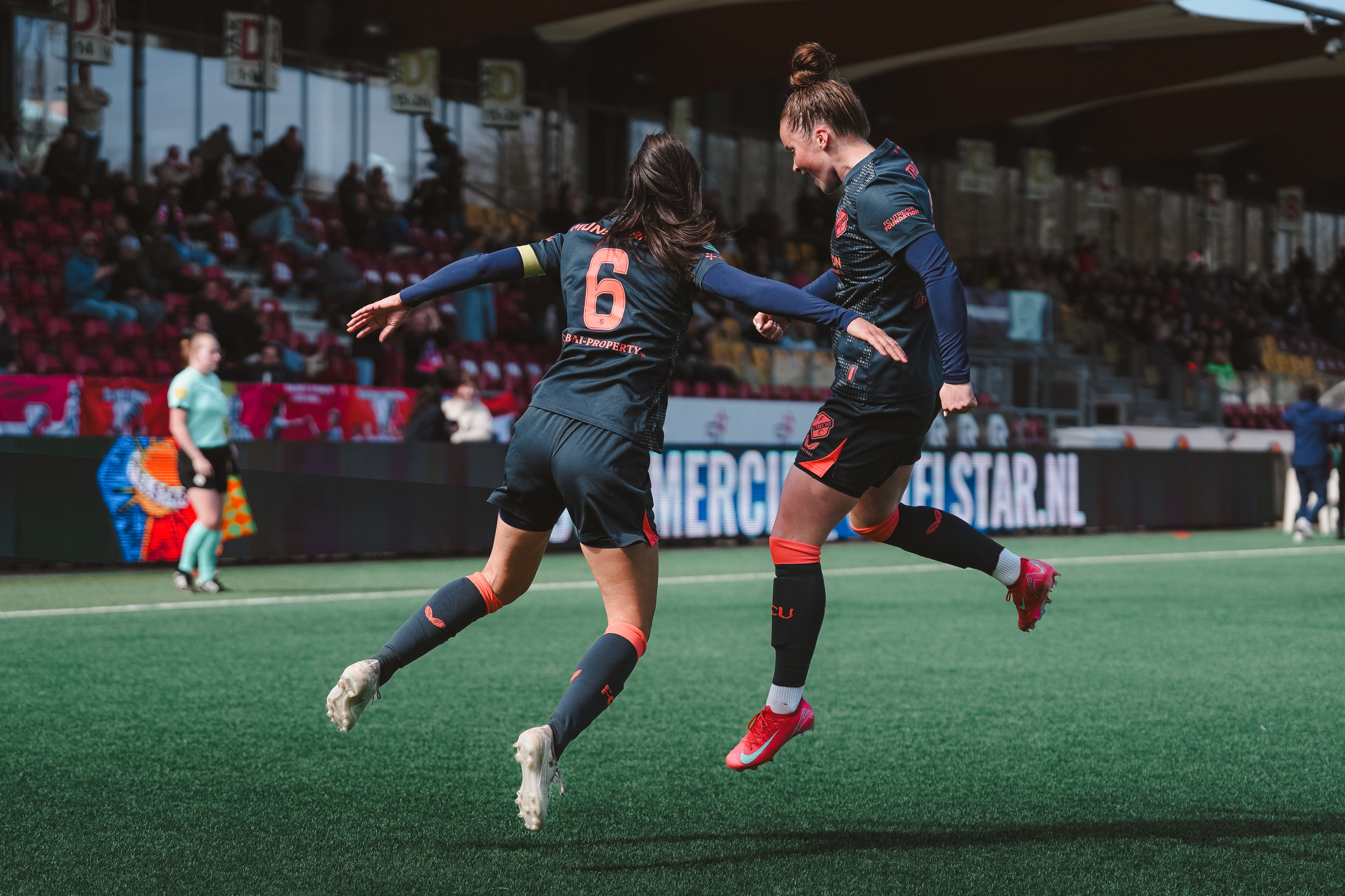 FC Utrecht Vrouwen boekt belangrijke zege in Velsen-Zuid