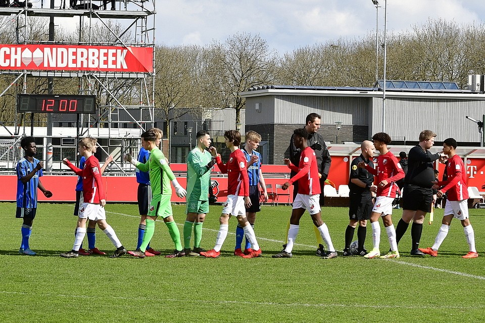 20220402 FCUO17 AJAXO17 001