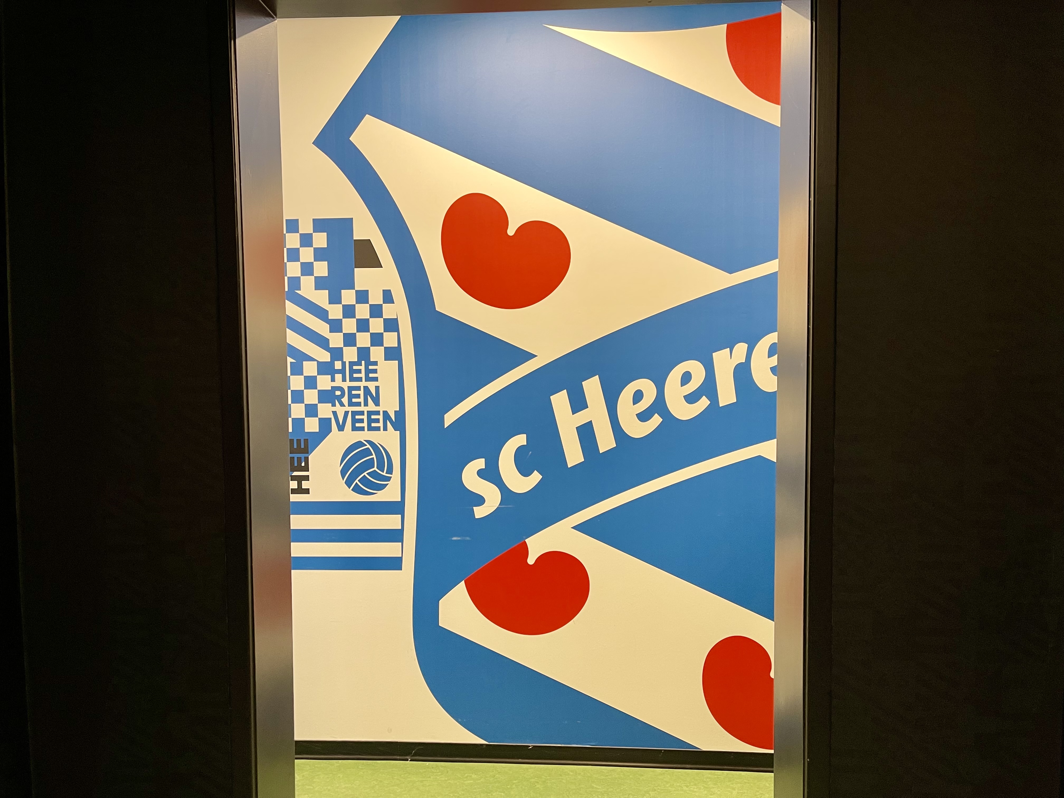 Pre Heeutr Stadion04