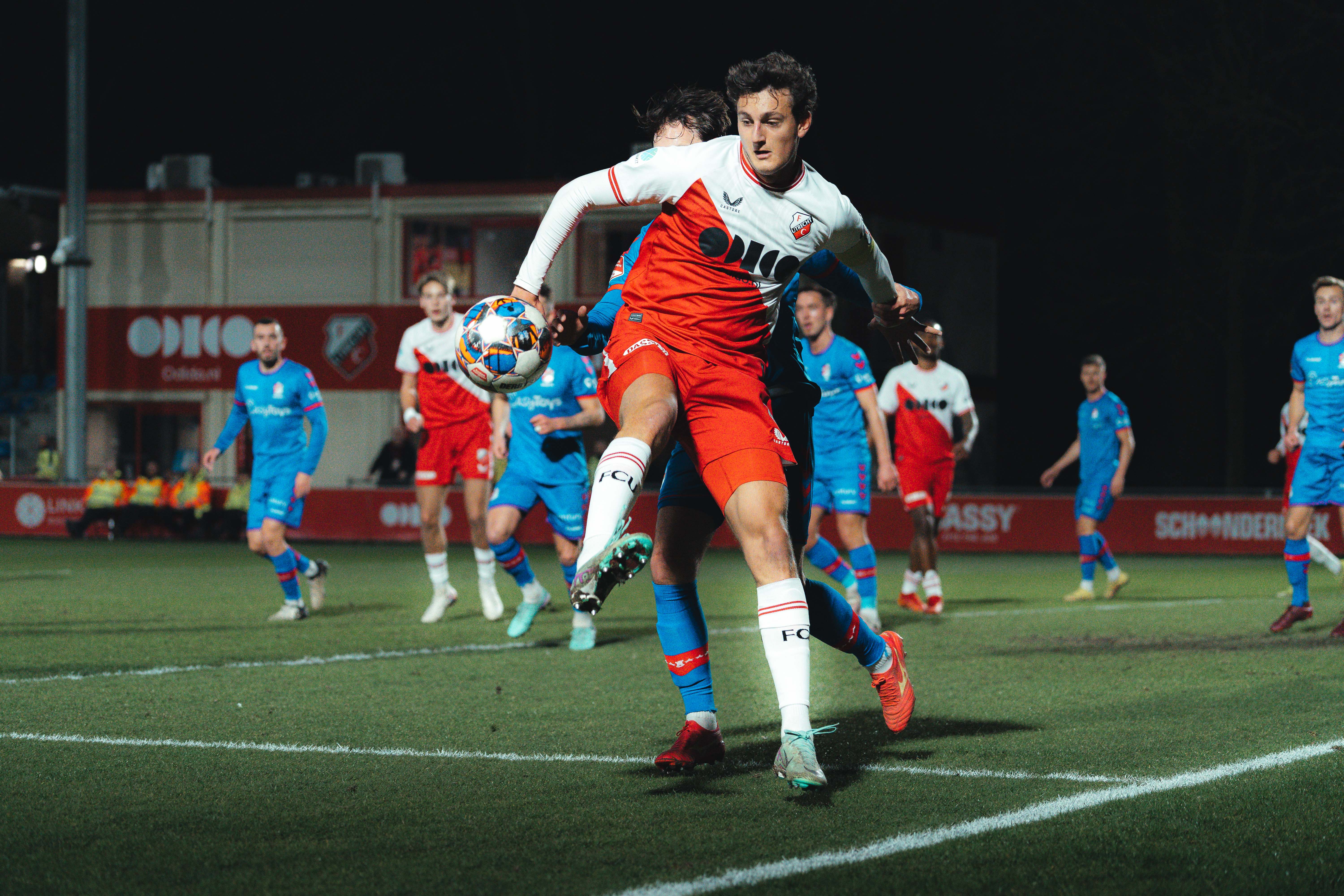 Jong FC Utrecht geeft zege uit handen in blessuretijd