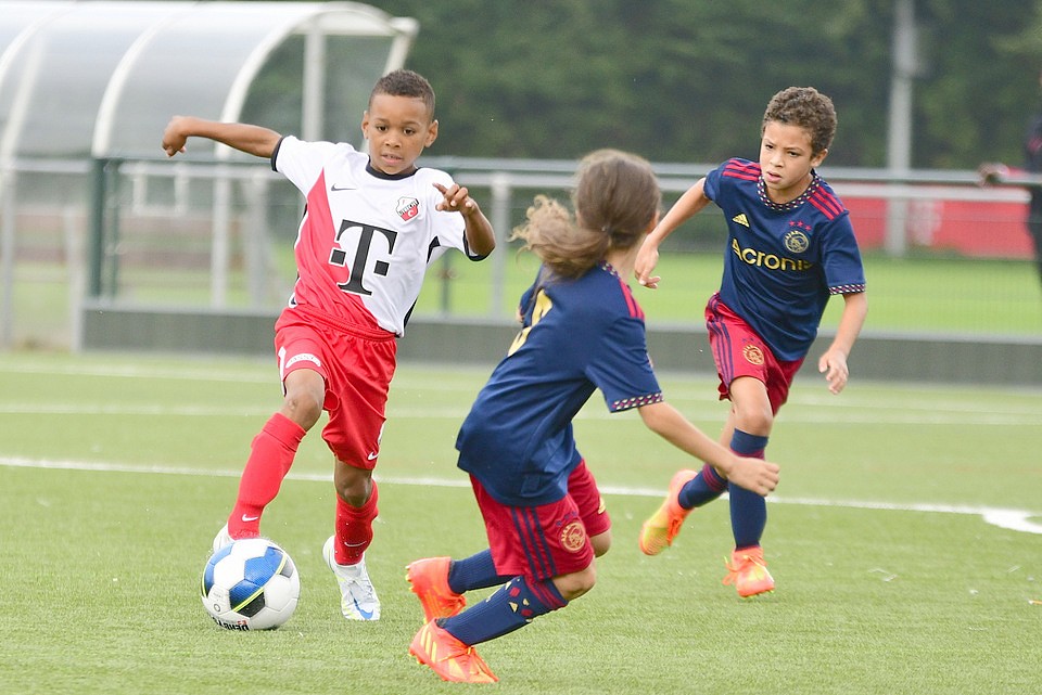 20220910 FCUO11 AJAXO11 013