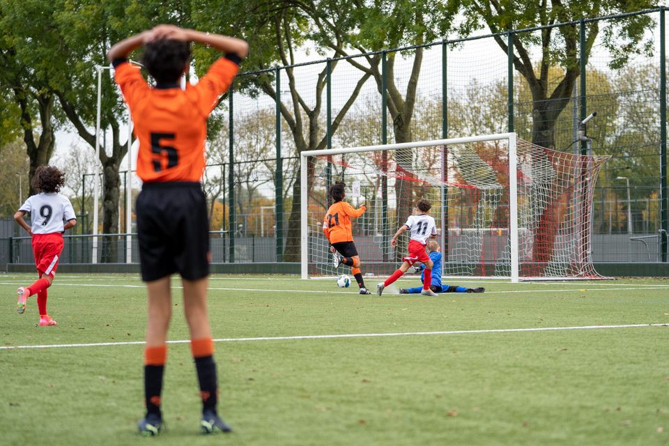 F.C. Utrecht JO12 Vs Vv De Meern JO13 4